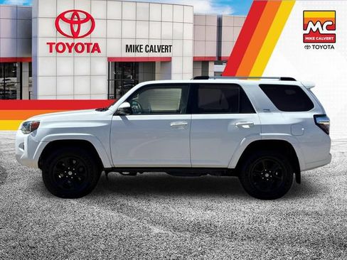 Used 2021 Toyota 4Runner SR5 RWD image 2