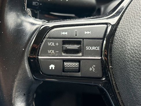 Certified 2022 Honda Civic EX image 29