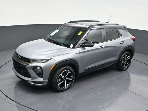 Used 2023 Chevrolet TrailBlazer RS w/ Sun and Liftgate Package image 15