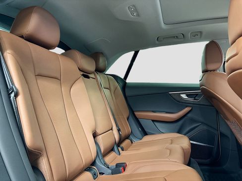 Certified 2022 Audi Q8 Premium Plus image 16