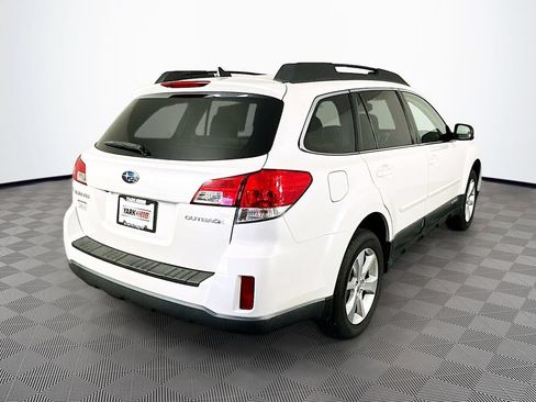 Used 2013 Subaru Outback 2.5i Limited AWD/4WD image 10