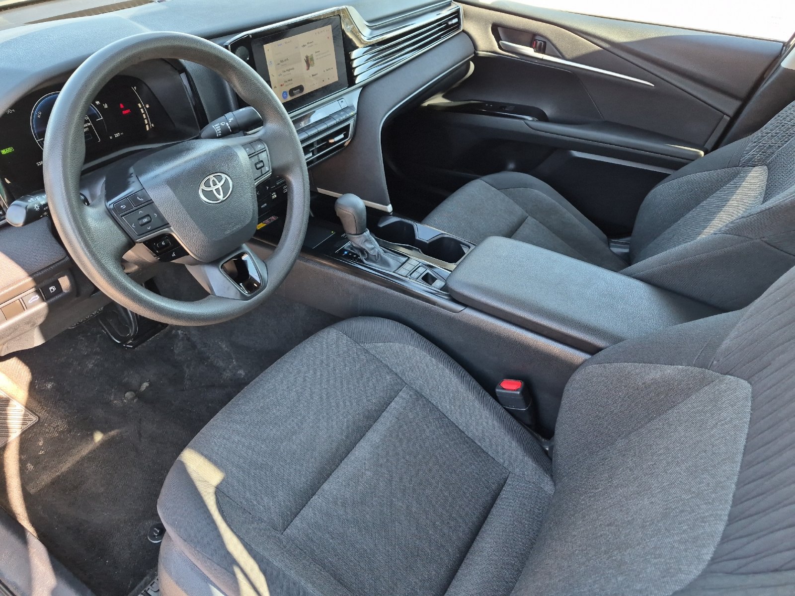 Certified 2025 Toyota Camry LE FWD image 9