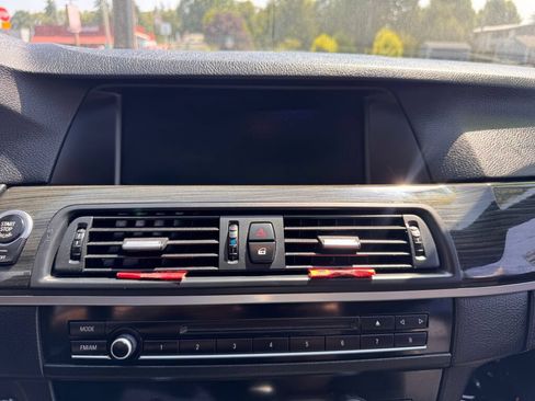 Used 2013 BMW 535i Sedan RWD image 24