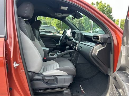 Used 2025 Toyota Tacoma TRD Off-Road AWD/4WD image 18