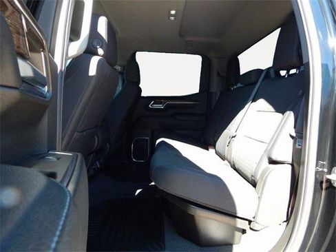 Used 2024 Chevrolet Silverado 1500 LT image 11