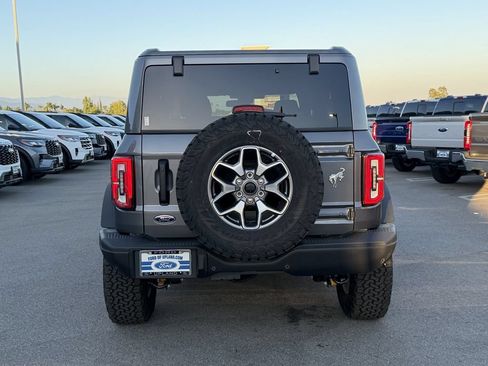 New 2025 Ford Bronco Badlands AWD/4WD image 6