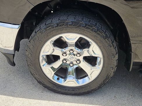 Used 2022 RAM 1500 Big Horn AWD/4WD image 13