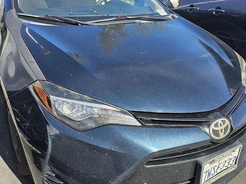 Used 2017 Toyota Corolla LE image 9