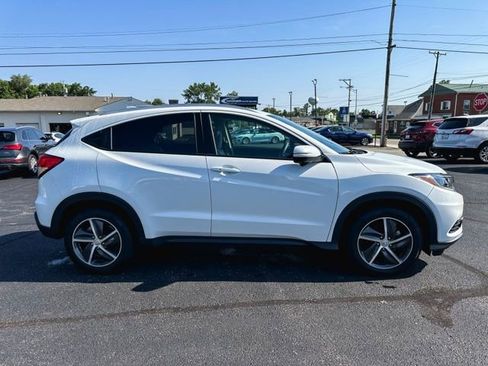 Used 2022 Honda HR-V EX image 9