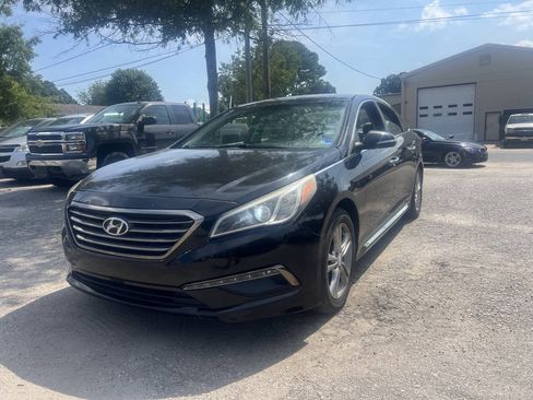 Used 2015 Hyundai Sonata Limited FWD image 2