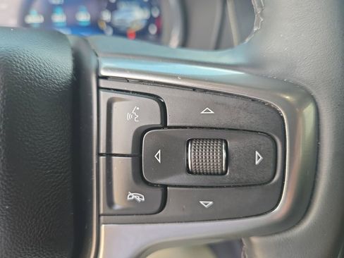 Used 2024 Chevrolet Tahoe Premier AWD/4WD image 33
