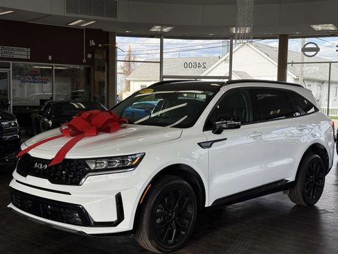 Used 2022 Kia Sorento SX FWD image 2