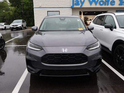 Certified 2023 Honda HR-V EX-L image 2