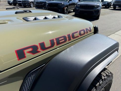 New 2025 Jeep Wrangler Unlimited Rubicon w/ XTREMEE 35" Tire Package image 9