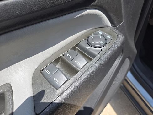 Used 2023 Chevrolet Equinox LS w/ LS Convenience Package FWD image 30
