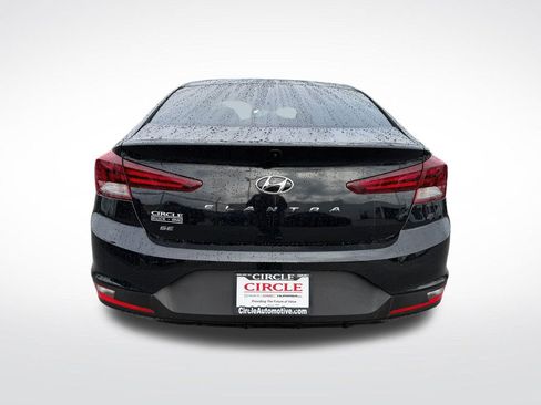 Used 2020 Hyundai Elantra SE w/ Cargo Package (C1) FWD image 6
