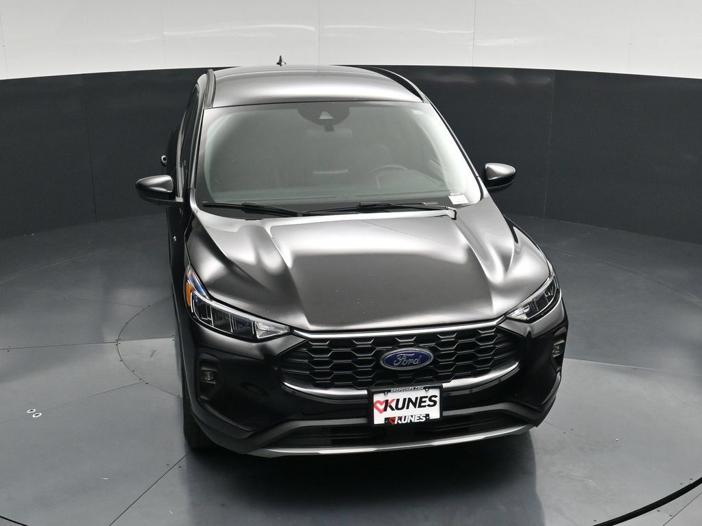 Used 2025 Ford Escape ST-Line Select AWD/4WD image 41