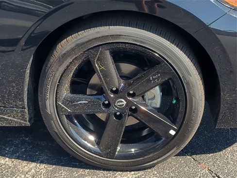 New 2025 Nissan Sentra SR image 10