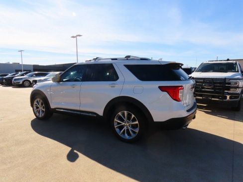 Used 2021 Ford Explorer Platinum w/ Equipment Group 601A image 15