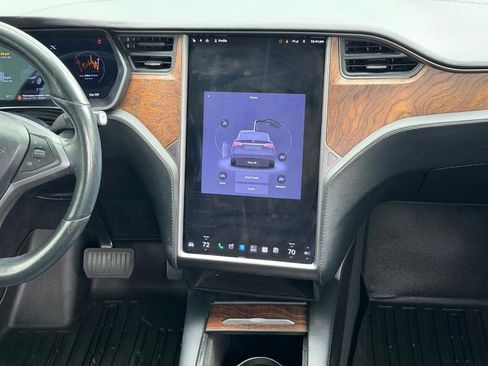 Used 2020 Tesla Model X Long Range AWD/4WD image 14