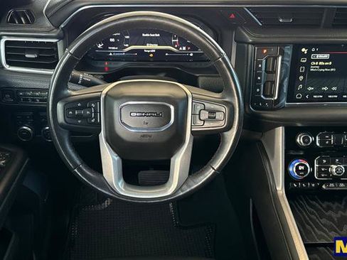 Certified 2022 GMC Yukon Denali image 16