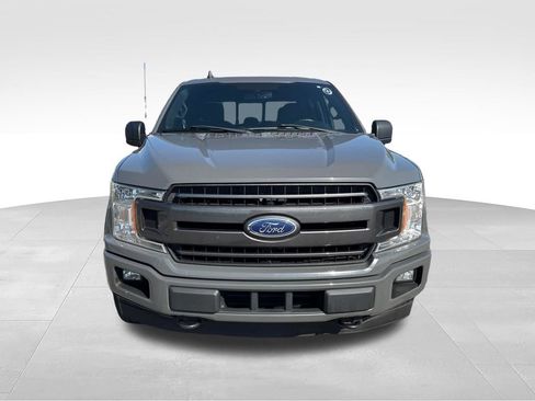 Used 2018 Ford F150 XLT w/ Equipment Group 302A Luxury AWD/4WD image 9