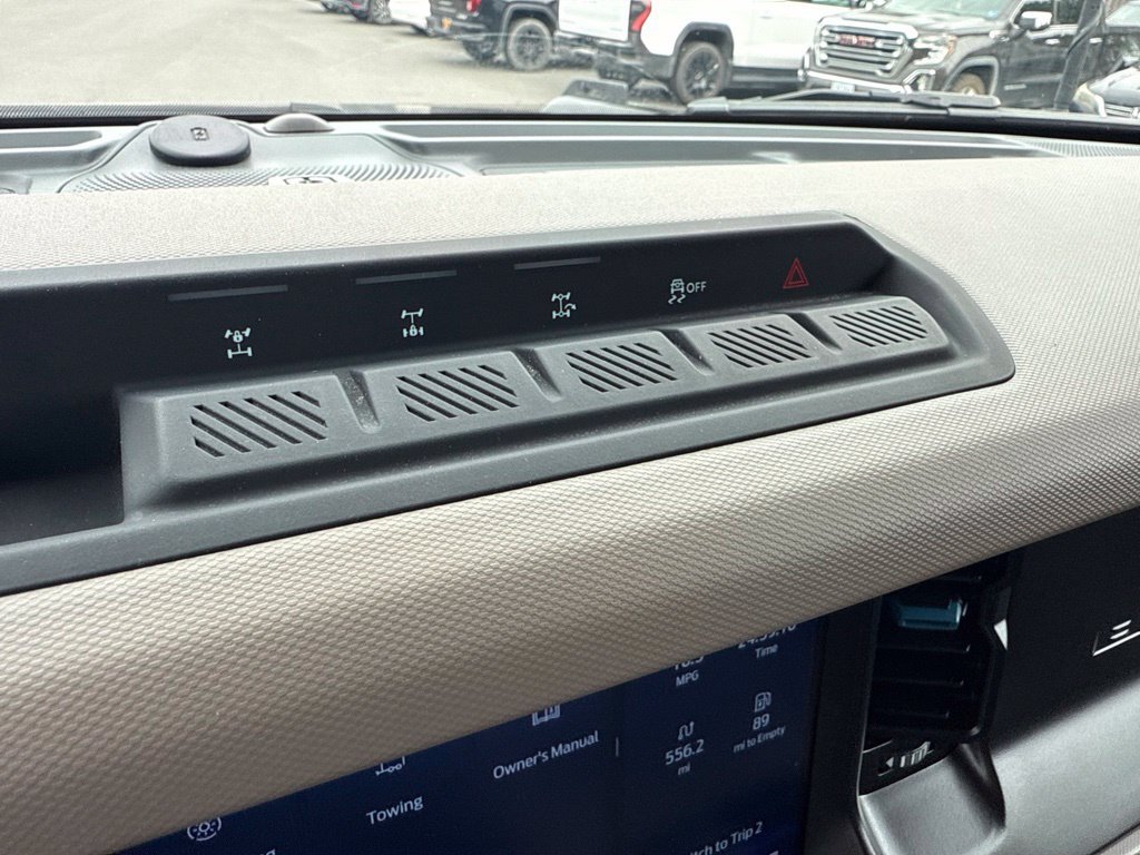Used 2023 Ford Bronco Wildtrak AWD/4WD image 36