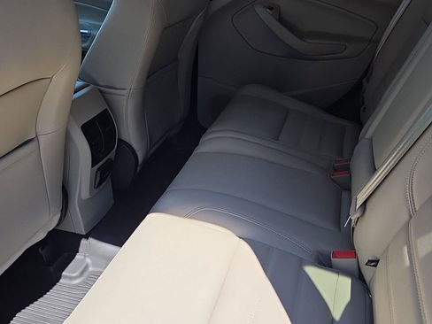 Used 2017 Ford Escape Titanium AWD/4WD image 20