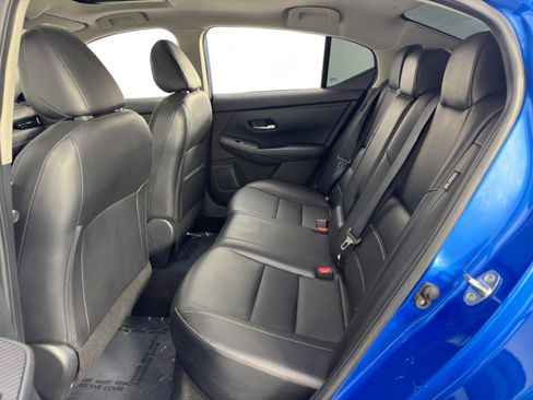 Used 2023 Nissan Sentra SR w/ SR Premium Package image 36