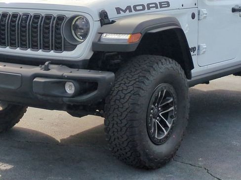 New 2026 Jeep Wrangler Unlimited Rubicon 392 w/ Quick Order Package 27X Moab AWD/4WD image 9