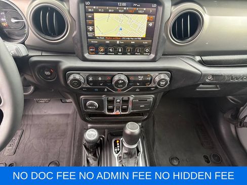 Used 2023 Jeep Wrangler Unlimited w/ Sun & Screen Package AWD/4WD image 18