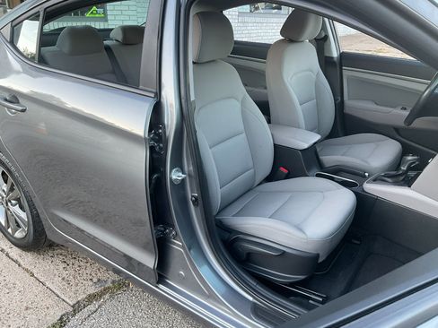 Used 2018 Hyundai Elantra Value Edition image 17