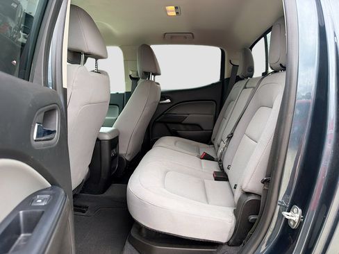 Used 2020 Chevrolet Colorado LT w/ LT Convenience Package RWD image 24