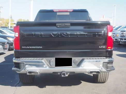 Used 2021 Chevrolet Silverado 1500 LTZ image 6