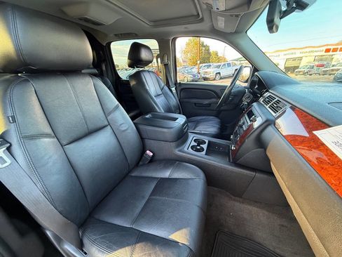 Used 2013 Chevrolet Avalanche LT w/ All-Star Edition image 10