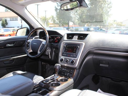 Used 2016 GMC Acadia Denali image 26