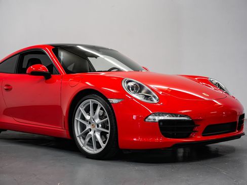 Used 2014 Porsche 911 Carrera RWD image 38
