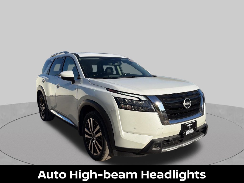 Certified 2025 Nissan Pathfinder Platinum w/ Cargo Package AWD/4WD image 19