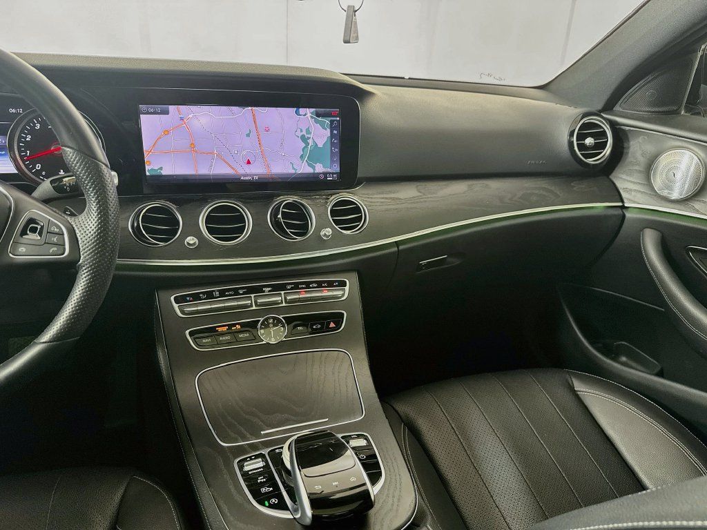 Used 2018 Mercedes-Benz E 300 image 28