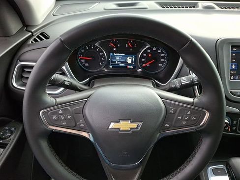 Used 2024 Chevrolet Equinox LT AWD/4WD image 18