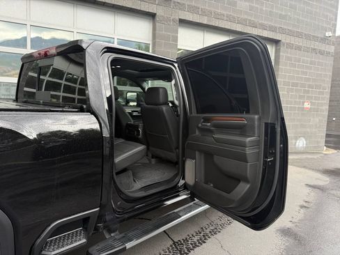 Used 2024 GMC Sierra 3500 Denali w/ Denali Reserve Package AWD/4WD image 41