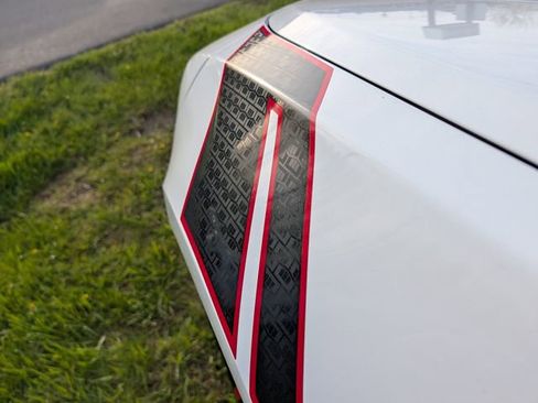 Used 2018 Chevrolet Camaro SS w/ Redline Edition RWD image 5