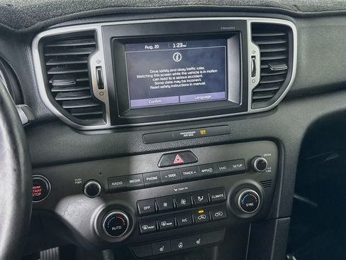 Used 2017 Kia Sportage EX w/ EX Premium Package FWD image 18
