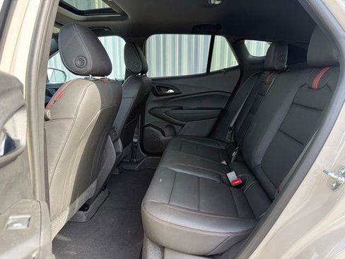 New 2026 Chevrolet Trax RS w/ Sunroof Package FWD image 5