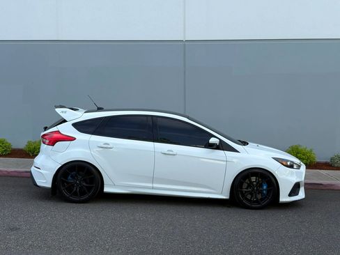 Used 2016 Ford Focus RS AWD/4WD image 7