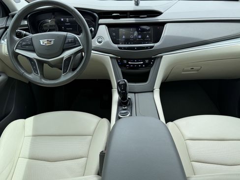 Used 2021 Cadillac XT5 Premium Luxury image 62