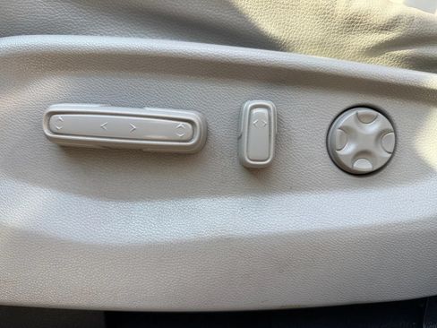 Used 2018 Honda Odyssey Touring image 17