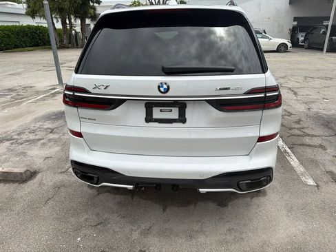 Used 2023 BMW X7 xDrive40i w/ Executive Package AWD/4WD image 5