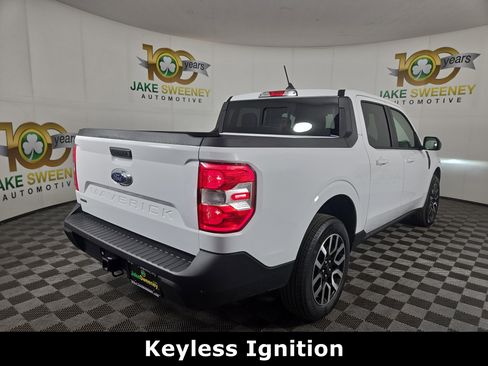 Used 2024 Ford Maverick Lariat image 9