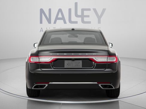 Used 2017 Lincoln Continental Reserve w/ Luxury Package image 3